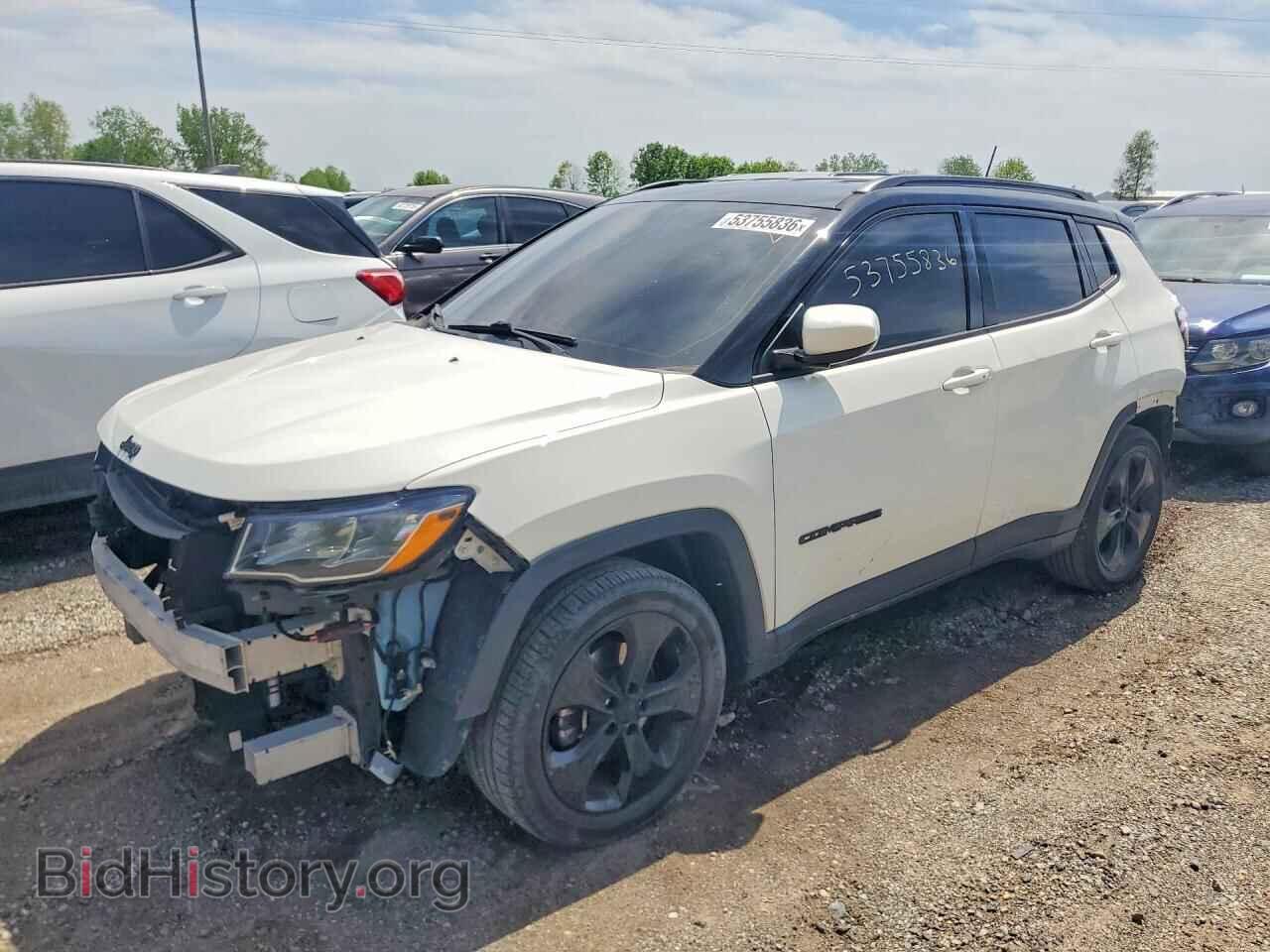 Photo 3C4NJCBB6KT615466 - JEEP COMPASS 2019