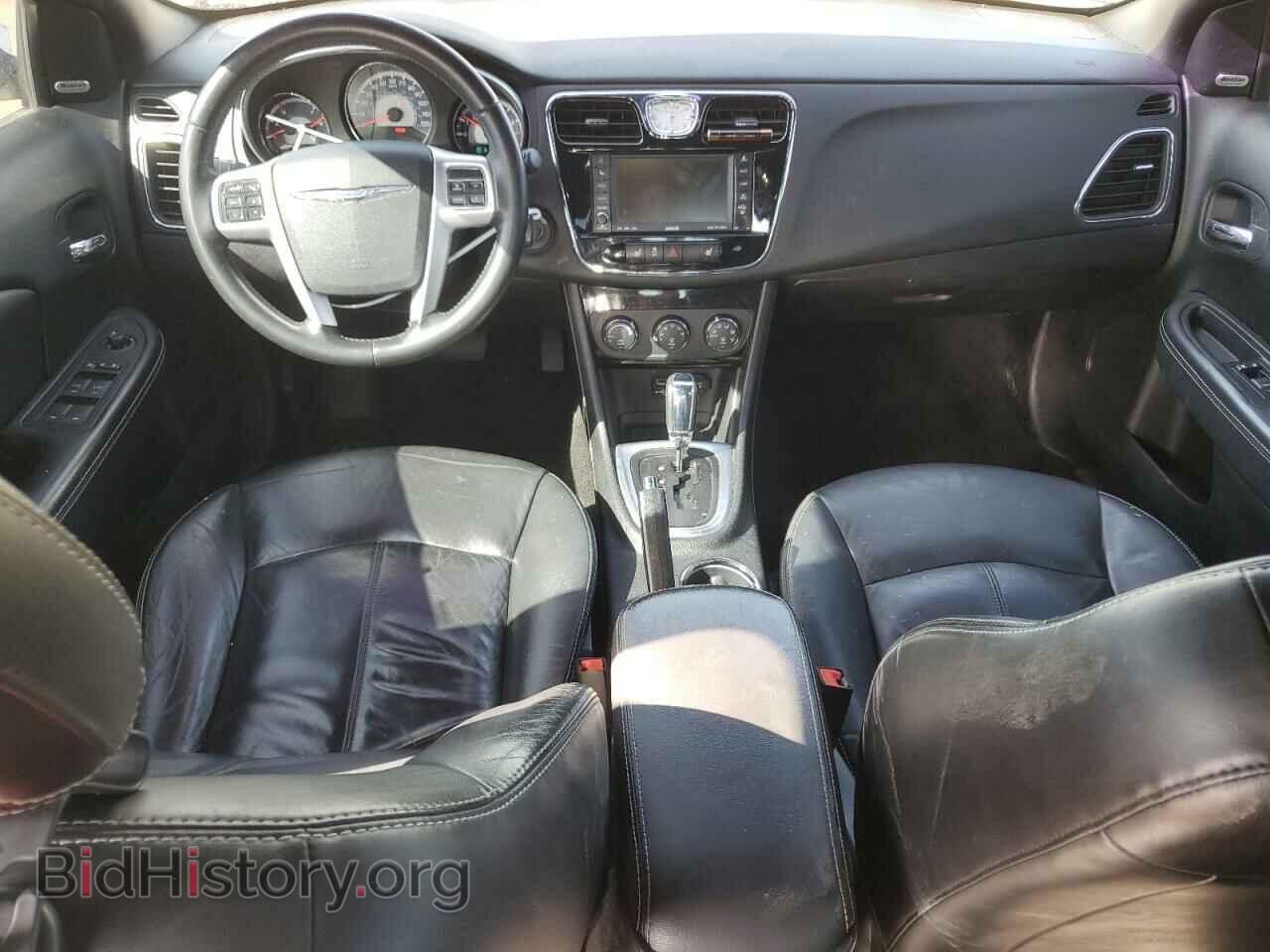 2011 CHRYSLER 200 - VIN: 1C3BC2FB0BN500500 - Фото 8