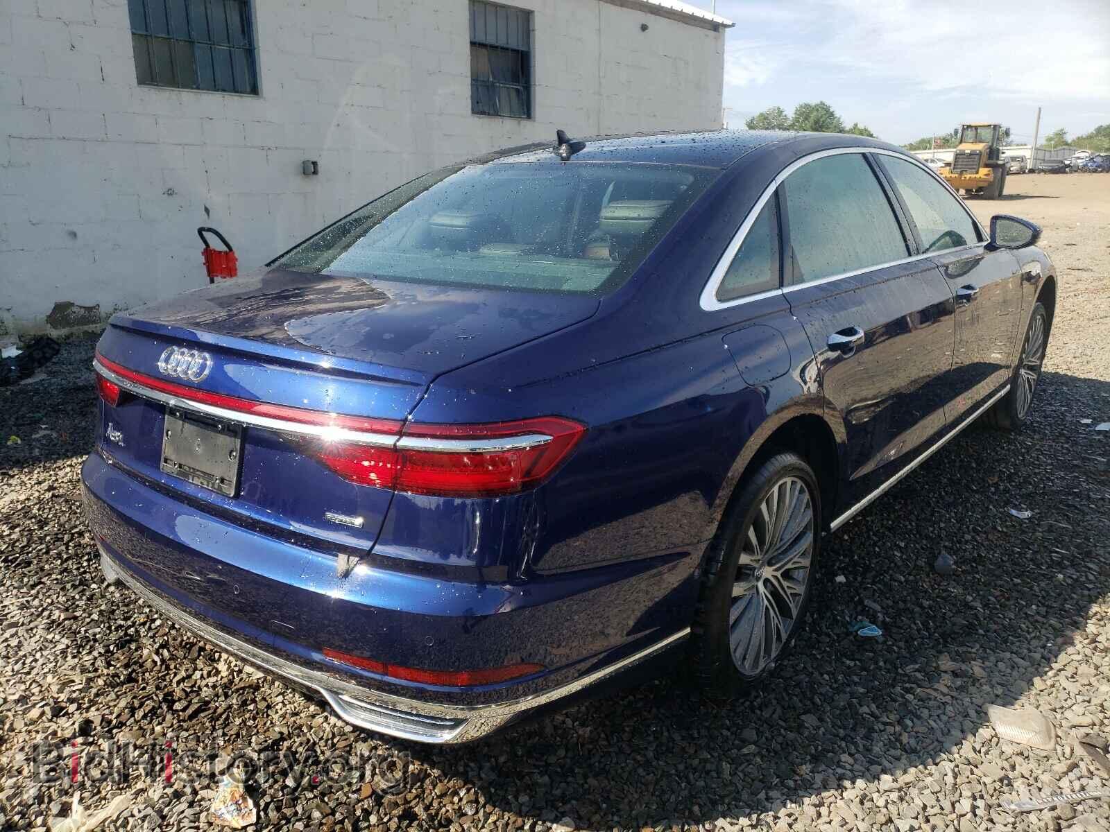 2019 AUDI A8 - VIN: WAU8DAF89KN016503 - Фото 4