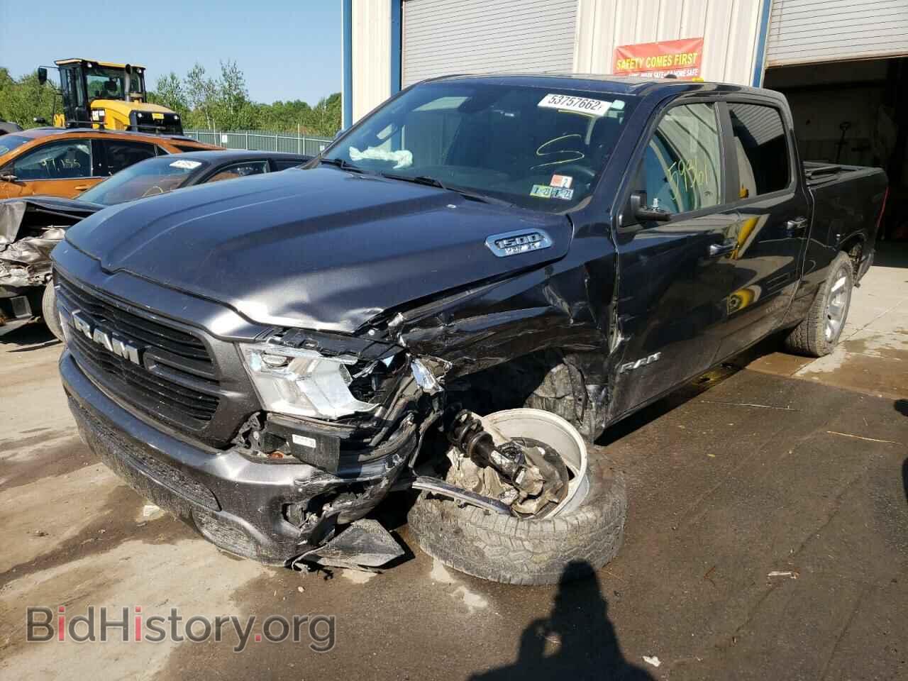 2019 RAM 1500 - VIN: 1C6SRFMT6KN923294 - Фото 2