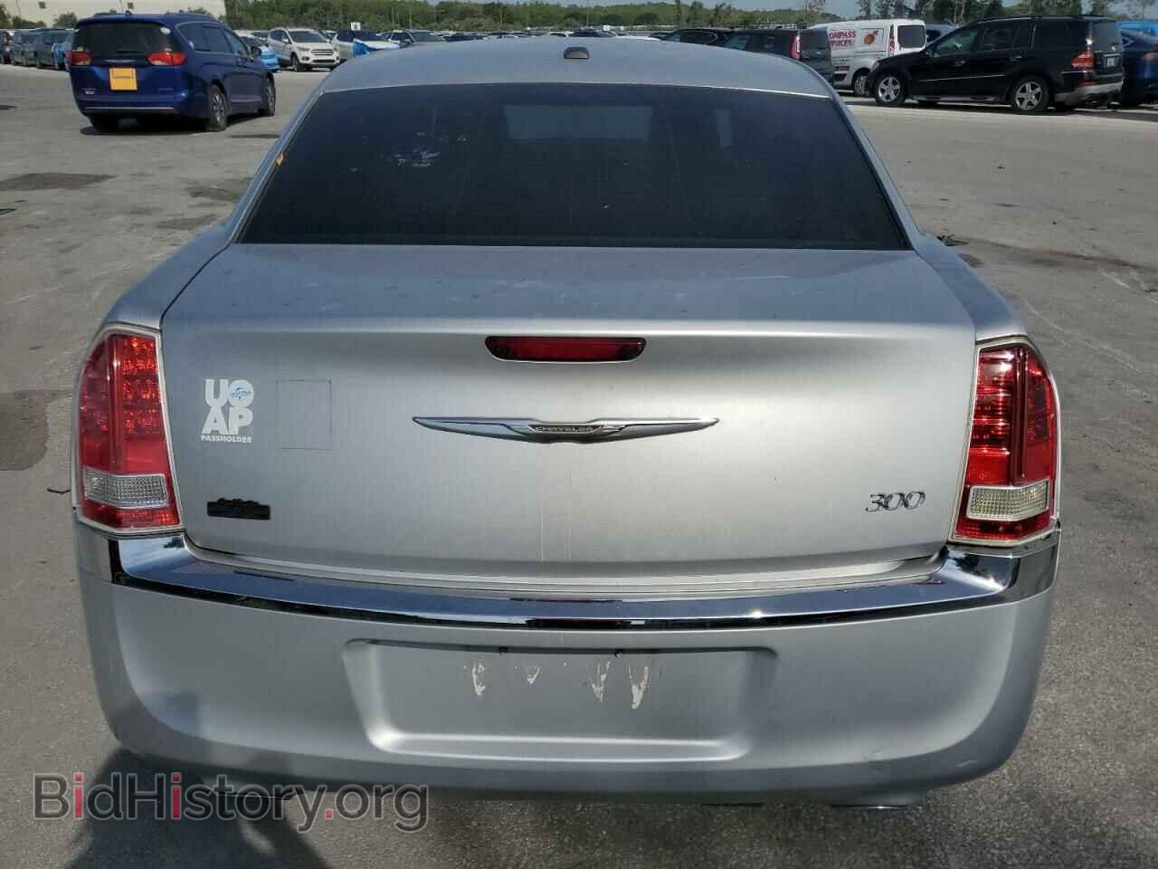 2012 CHRYSLER 300 - VIN: 2C3CCACG1CH204104 - Фото 6