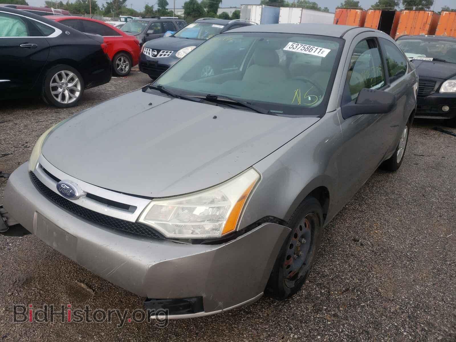 2008 FORD FOCUS - VIN: 1FAHP32N08W266125 - Фото 2