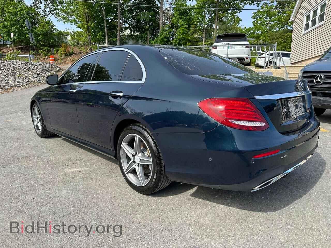 2017 MERCEDES-BENZ E-CLASS - VIN: WDDZF4KB7HA028160 - Фото 2