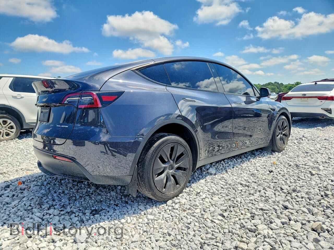 2025 TESLA MODEL Y - VIN: 7SAYGDEE0SF298910 - Фото 3