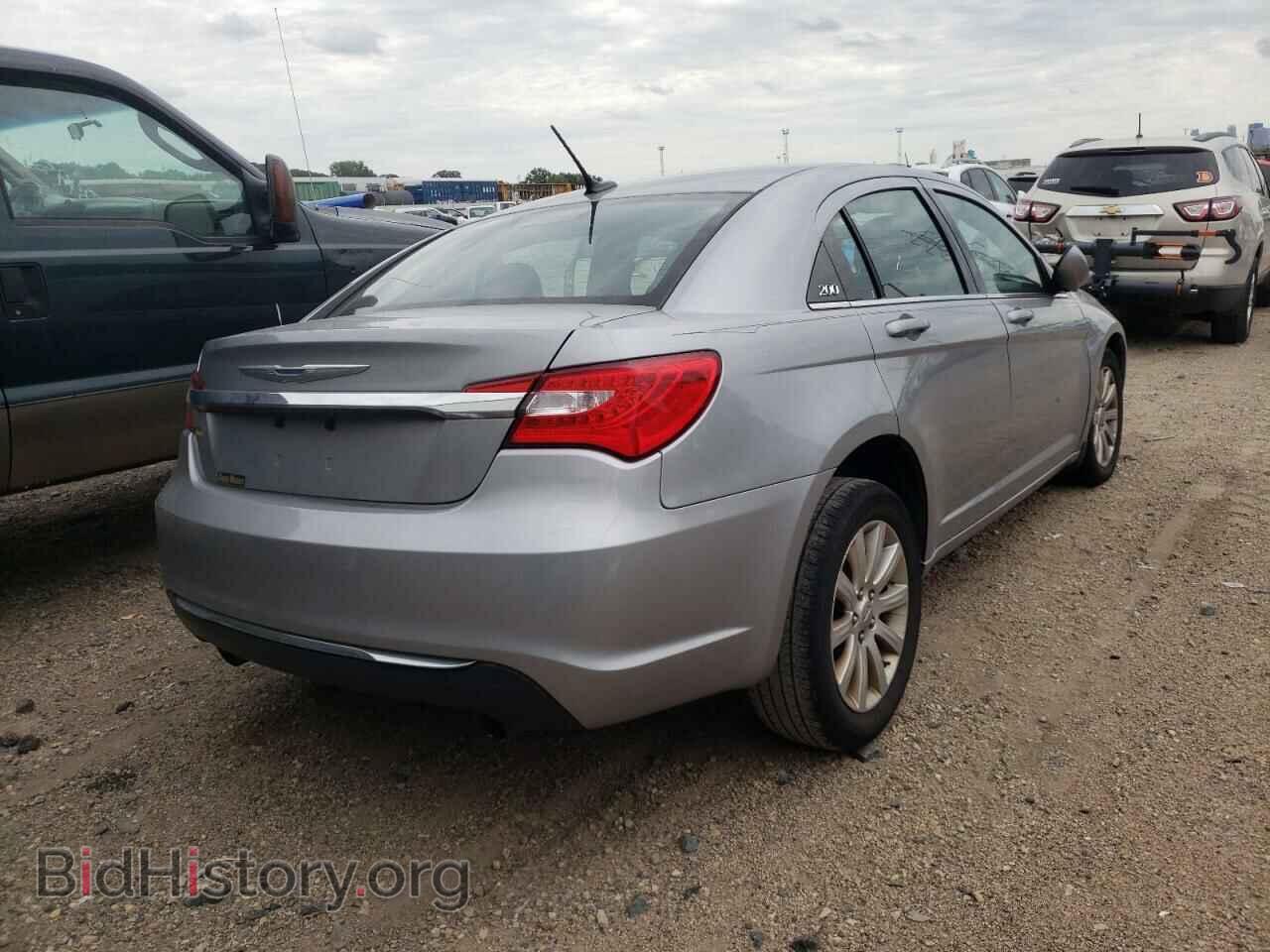 2013 CHRYSLER 200 - VIN: 1C3CCBBG7DN528433 - Фото 4