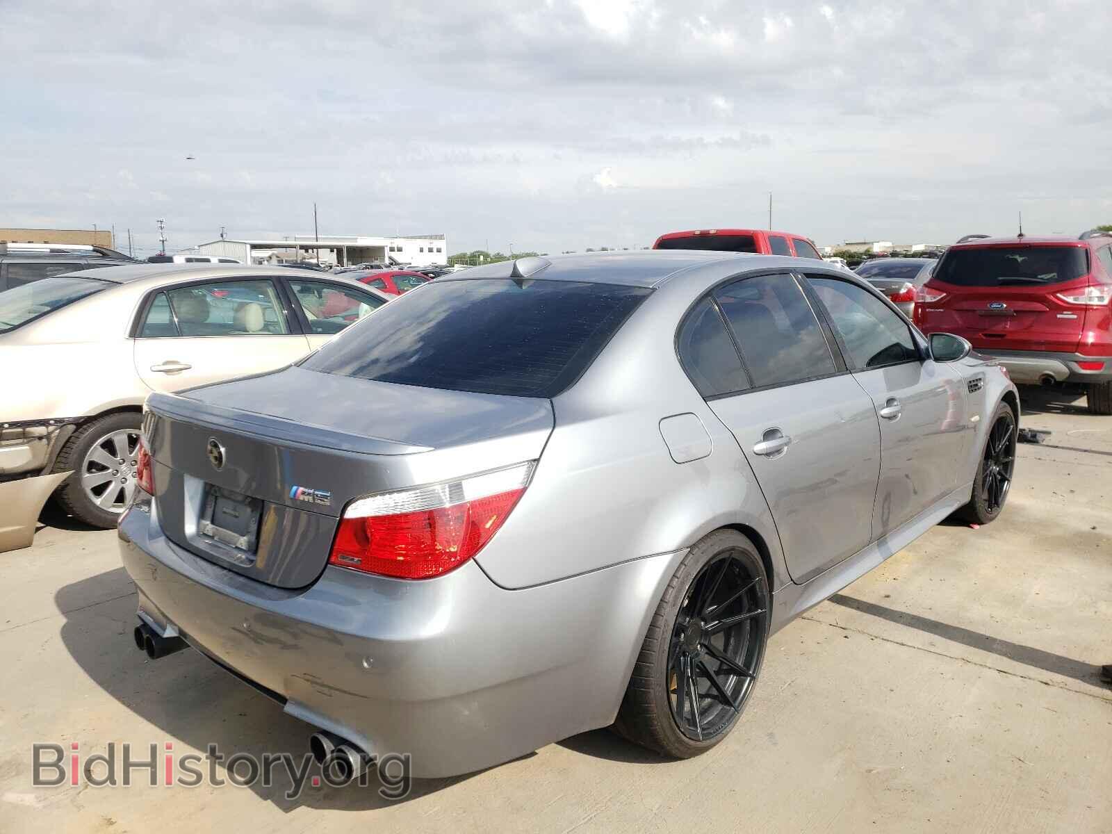 2006 BMW M5 - VIN: WBSNB93516CX06437 - Фото 4
