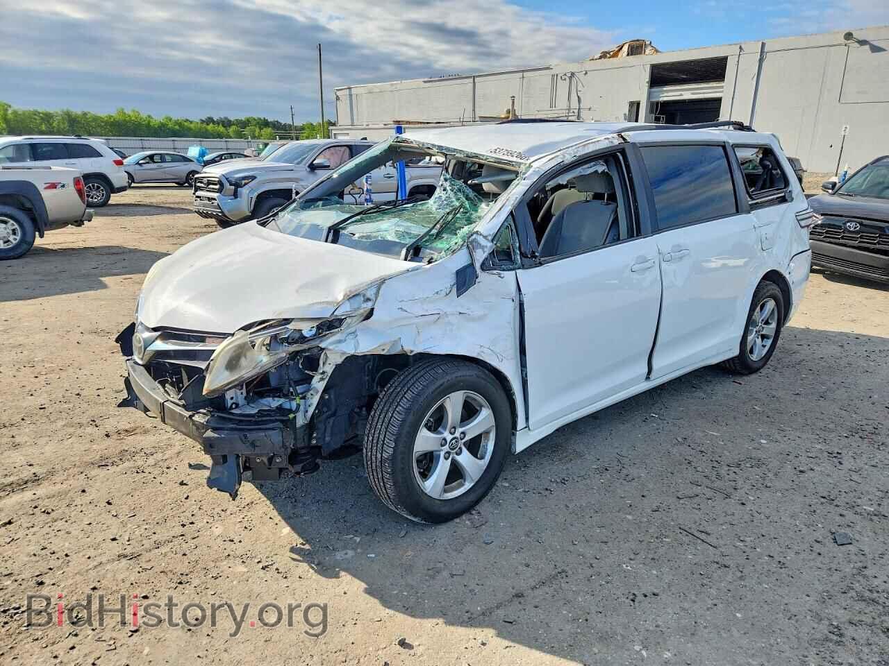 Photo 5TDKZ3DC4JS922869 - TOYOTA SIENNA 2018