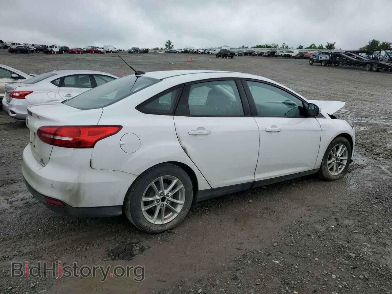 2016 FORD FOCUS - VIN: 1FADP3F29GL211882 - Photo 3