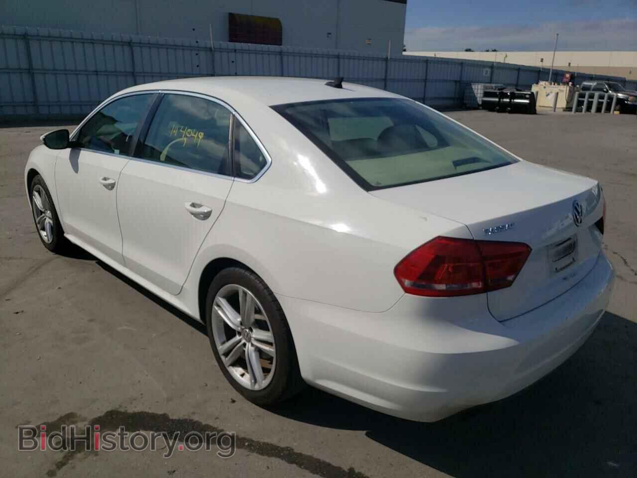 2012 VOLKSWAGEN PASSAT - VIN: 1VWBM7A34CC084449 - Фото 3