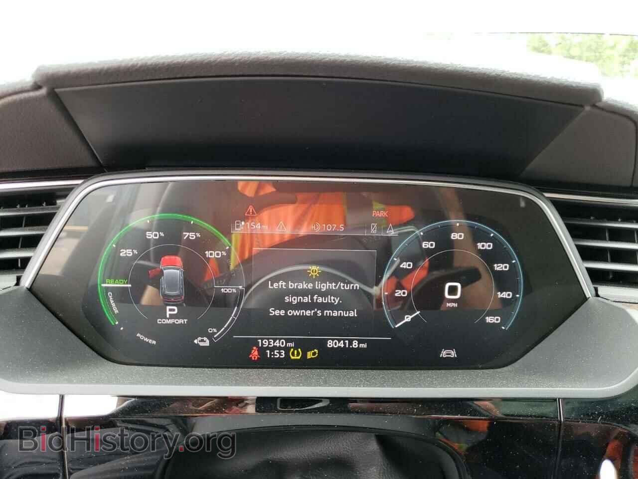 2019 AUDI E-TRON - VIN: WA1LAAGE7KB024699 - Photo 9