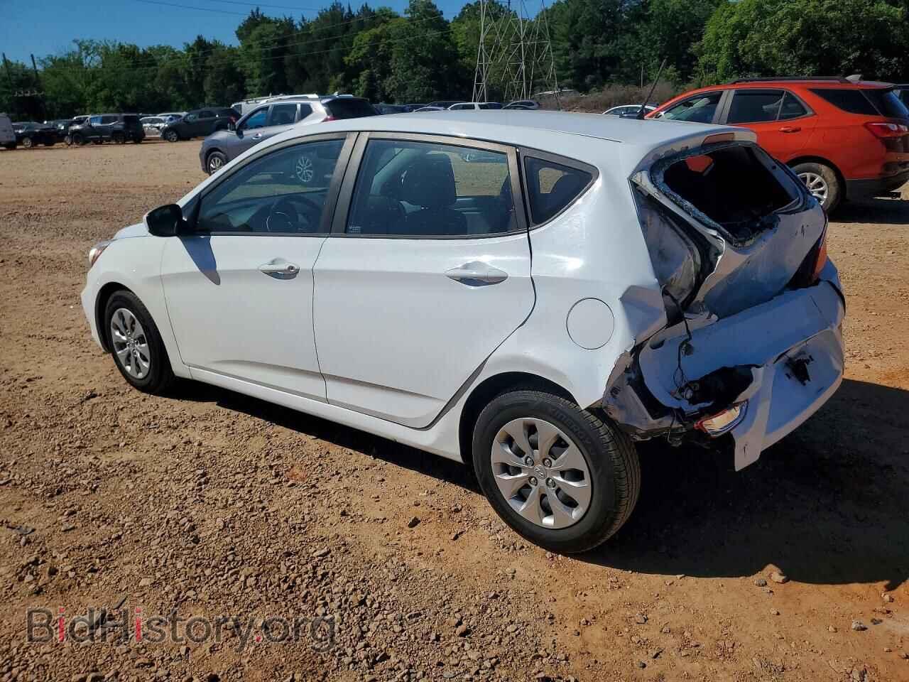 2017 HYUNDAI ACCENT - VIN: KMHCT5AE1HU335215 - Фото 2