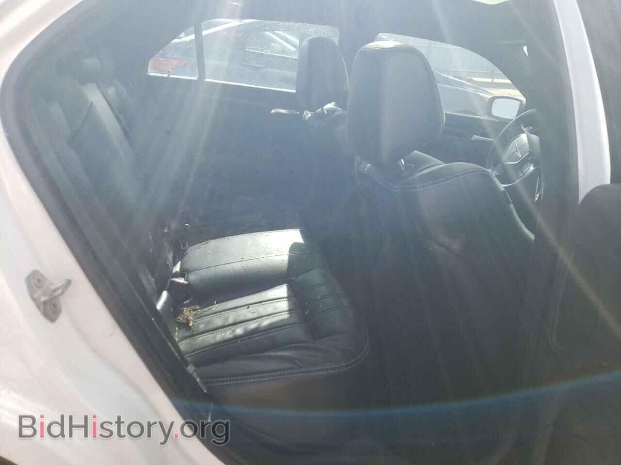 2016 CHRYSLER 300 - VIN: 2C3CCABG0GH144694 - Фото 10