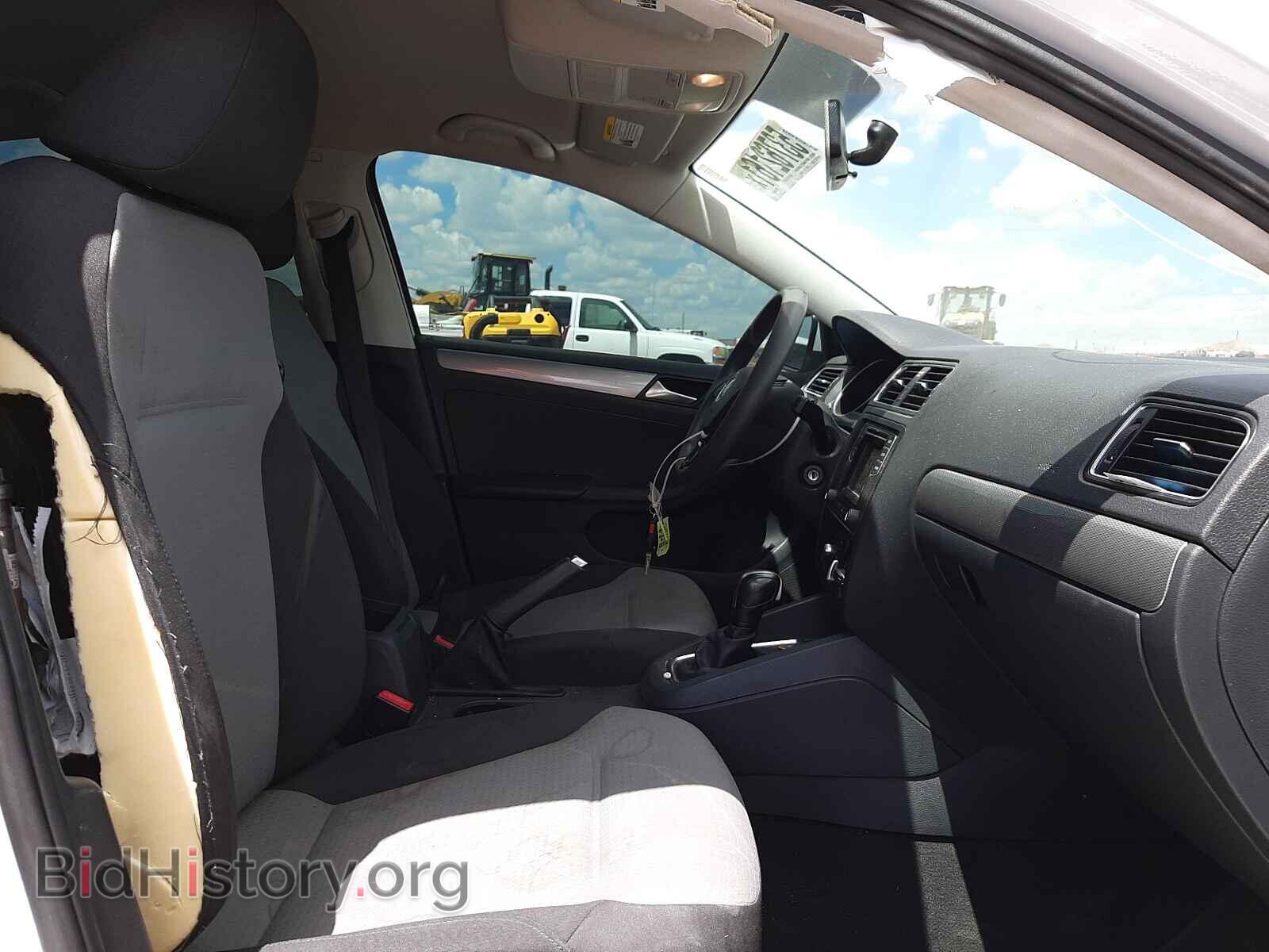 2017 VOLKSWAGEN JETTA - VIN: 3VW2B7AJ4HM218628 - Фото 5