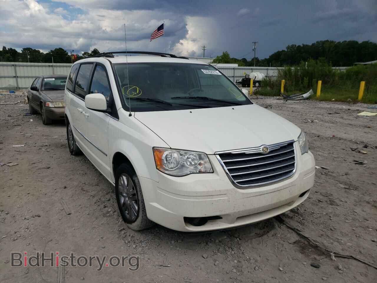 Photo 2A4RR5D14AR168044 - CHRYSLER MINIVAN 2010