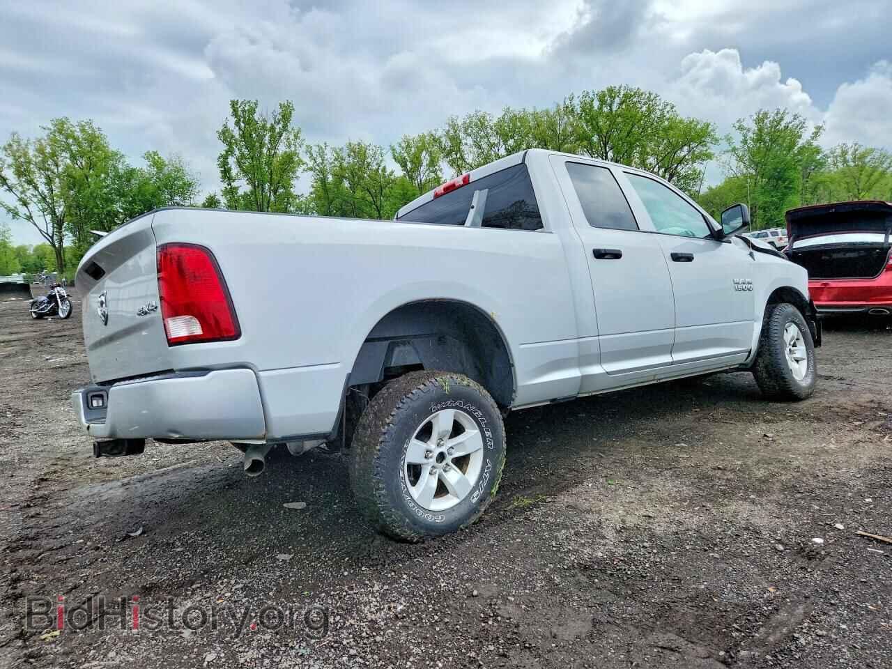2018 RAM 1500 - VIN: 1C6RR7FGXJS328601 - Фото 3