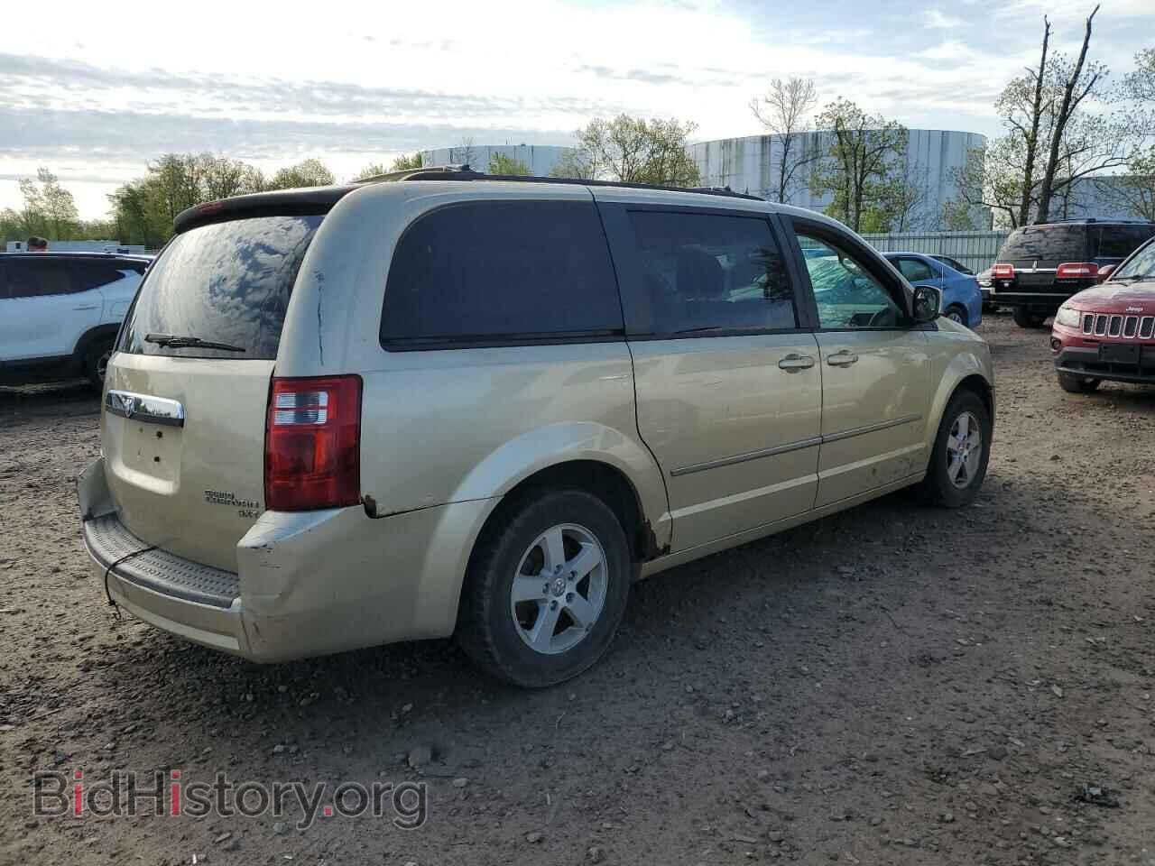 2010 DODGE CARAVAN - VIN: 2D4RN5D16AR369268 - Фото 3