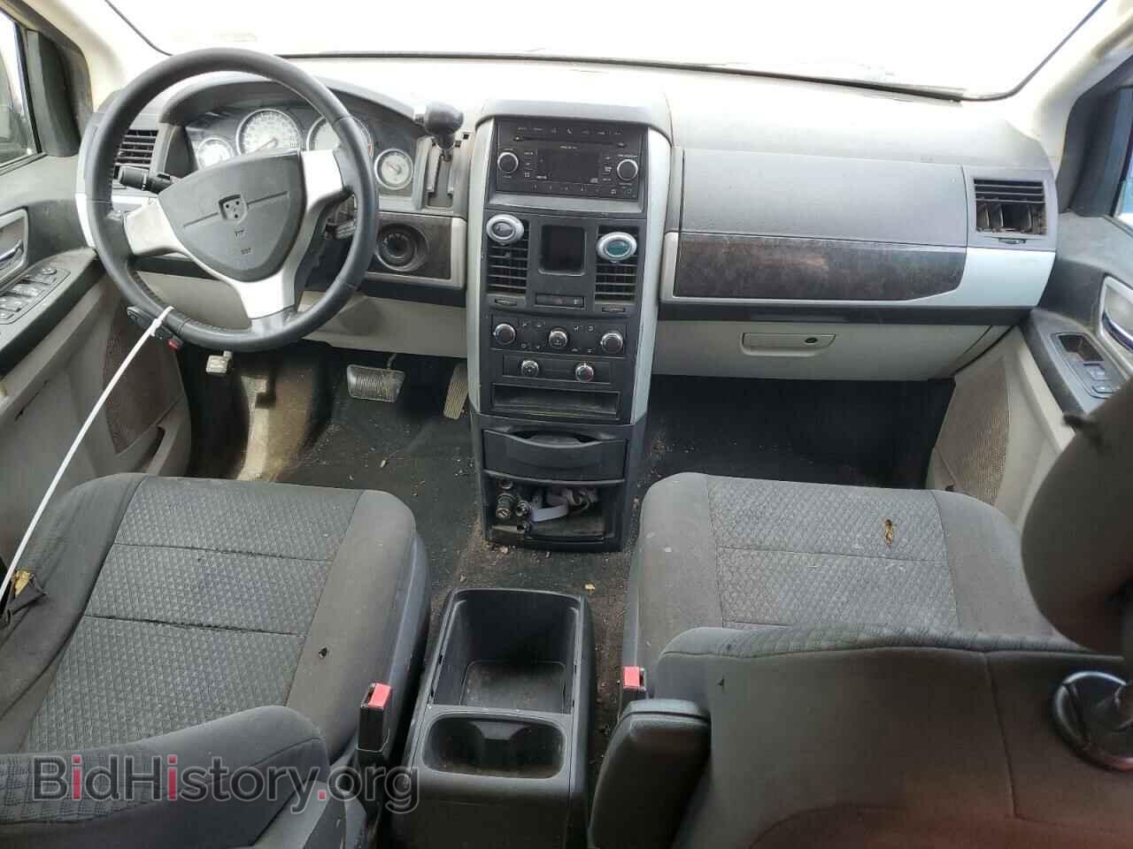 2010 DODGE CARAVAN - VIN: 2D4RN5D16AR369268 - Фото 8