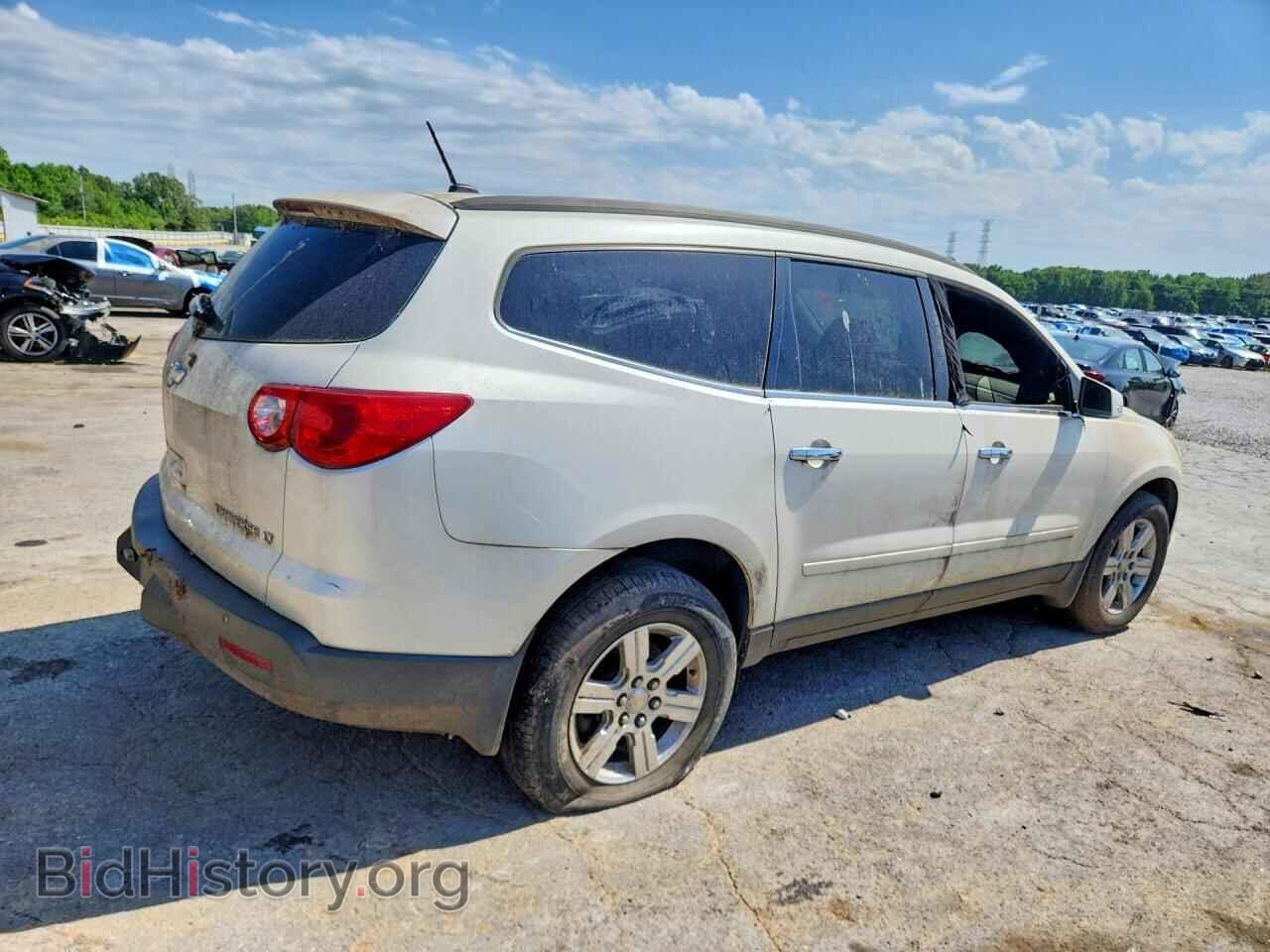 2012 CHEVROLET TRAVERSE - VIN: 1GNKRJED1CJ156358 - Фото 3