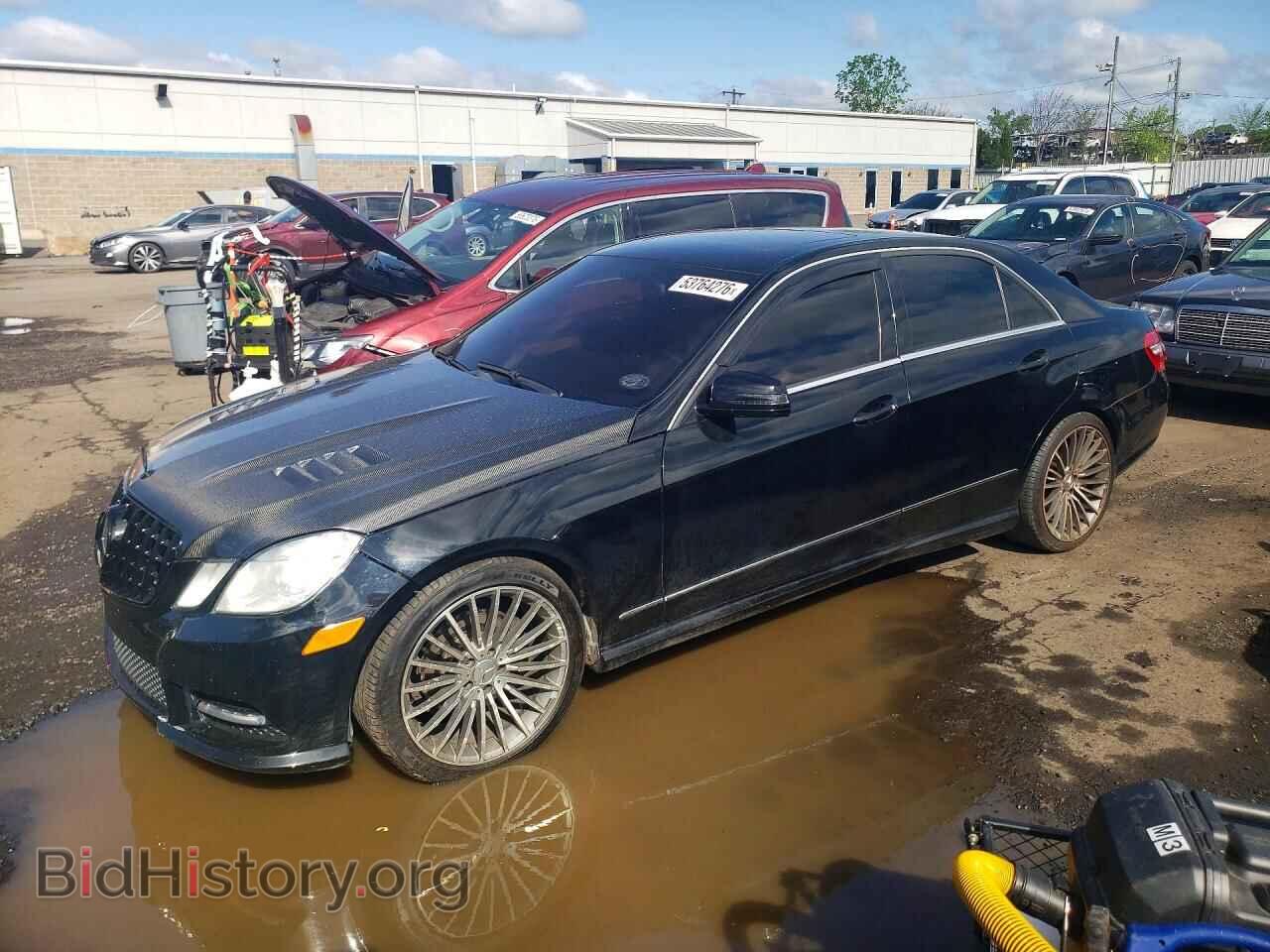 Photo WDDHF8JB6DA717931 - MERCEDES-BENZ E-CLASS 2013