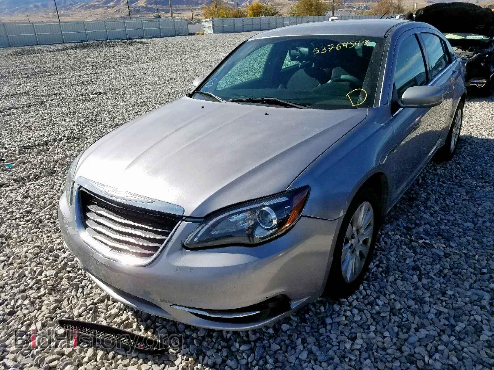 2014 CHRYSLER 200 - VIN: 1C3CCBAB4EN145167 - Фото 2