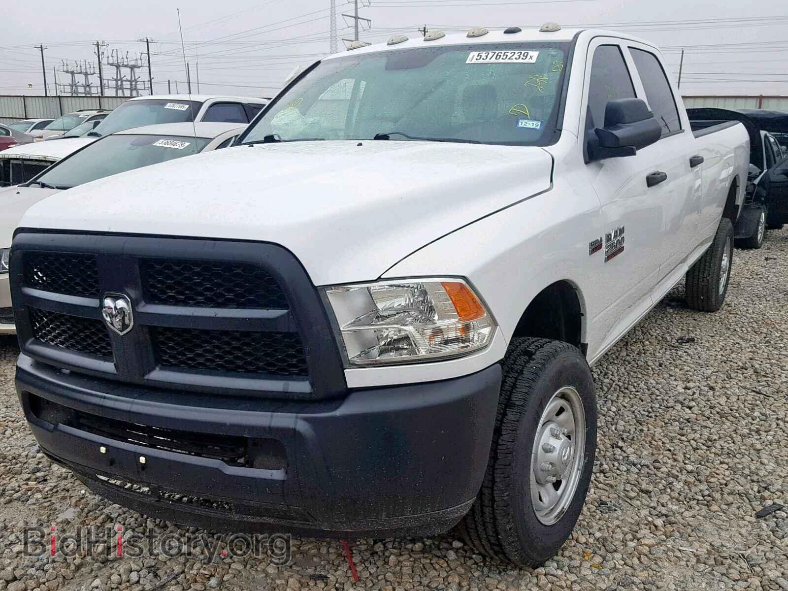 2015 RAM 2500 ST - VIN: 3C6UR5HJ0FG650184 - Фото 2