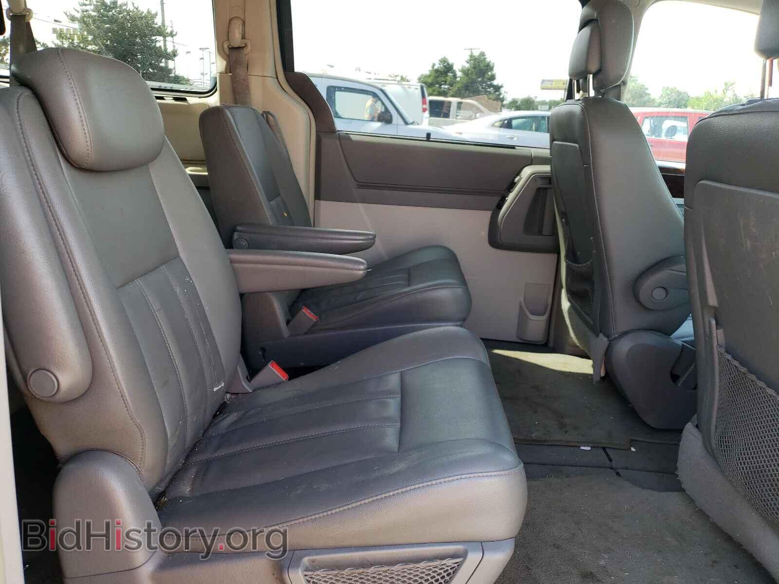 2010 CHRYSLER MINIVAN - VIN: 2A4RR5DX5AR329568 - Photo 6