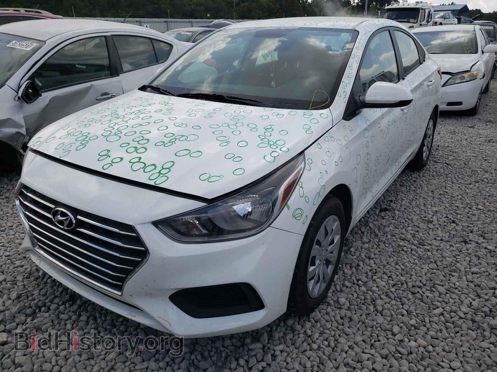 2019 HYUNDAI ACCENT - VIN: 3KPC24A3XKE077444 - Фото 2