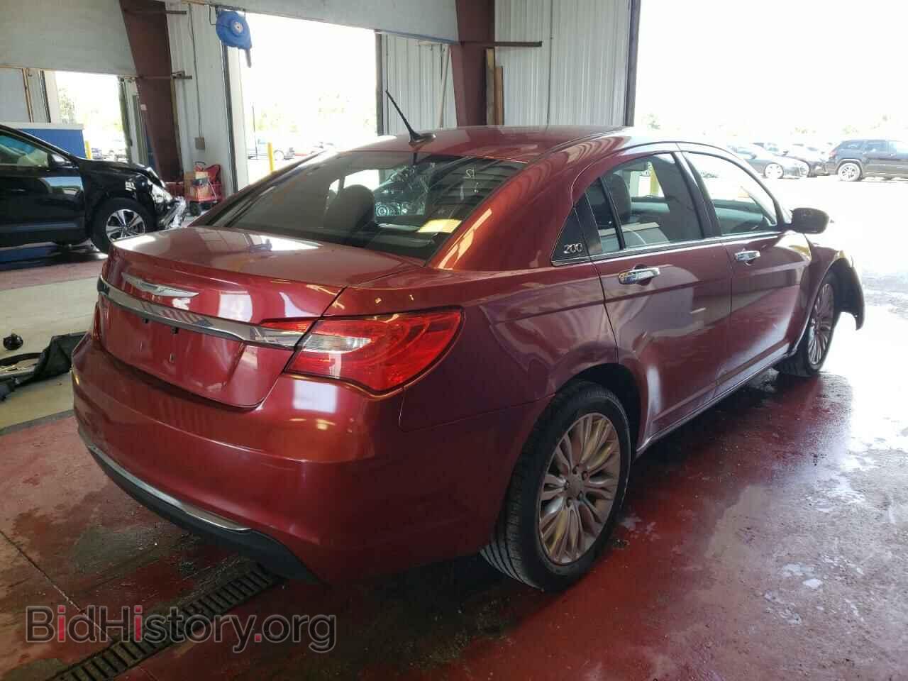 2011 CHRYSLER 200 - VIN: 1C3BC2FB1BN582897 - Фото 4
