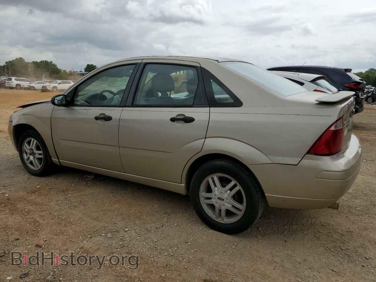 2007 FORD FOCUS - VIN: 1FAFP34N97W216410 - Фото 2