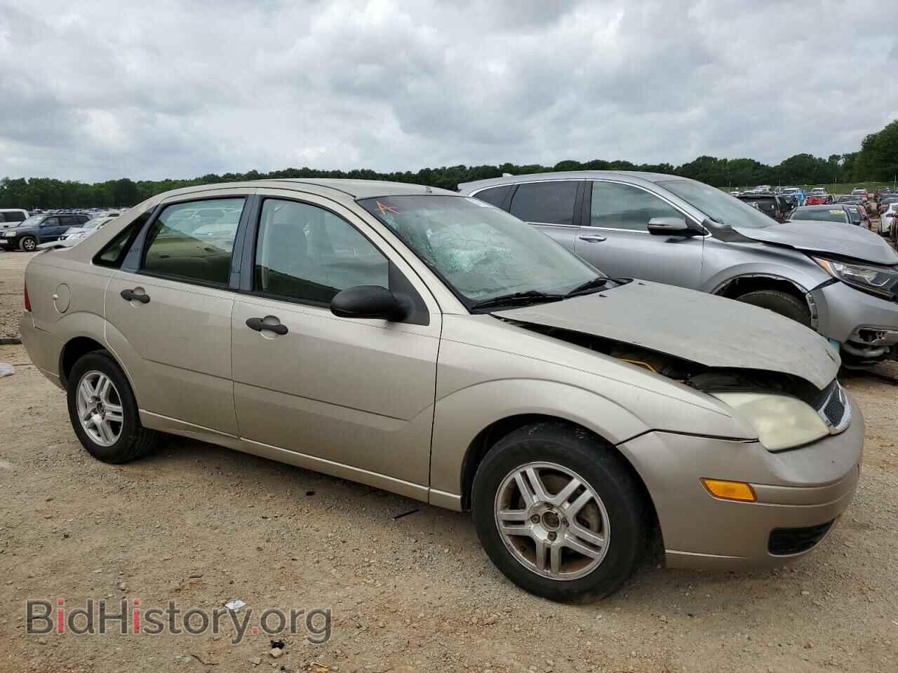 2007 FORD FOCUS - VIN: 1FAFP34N97W216410 - Фото 4