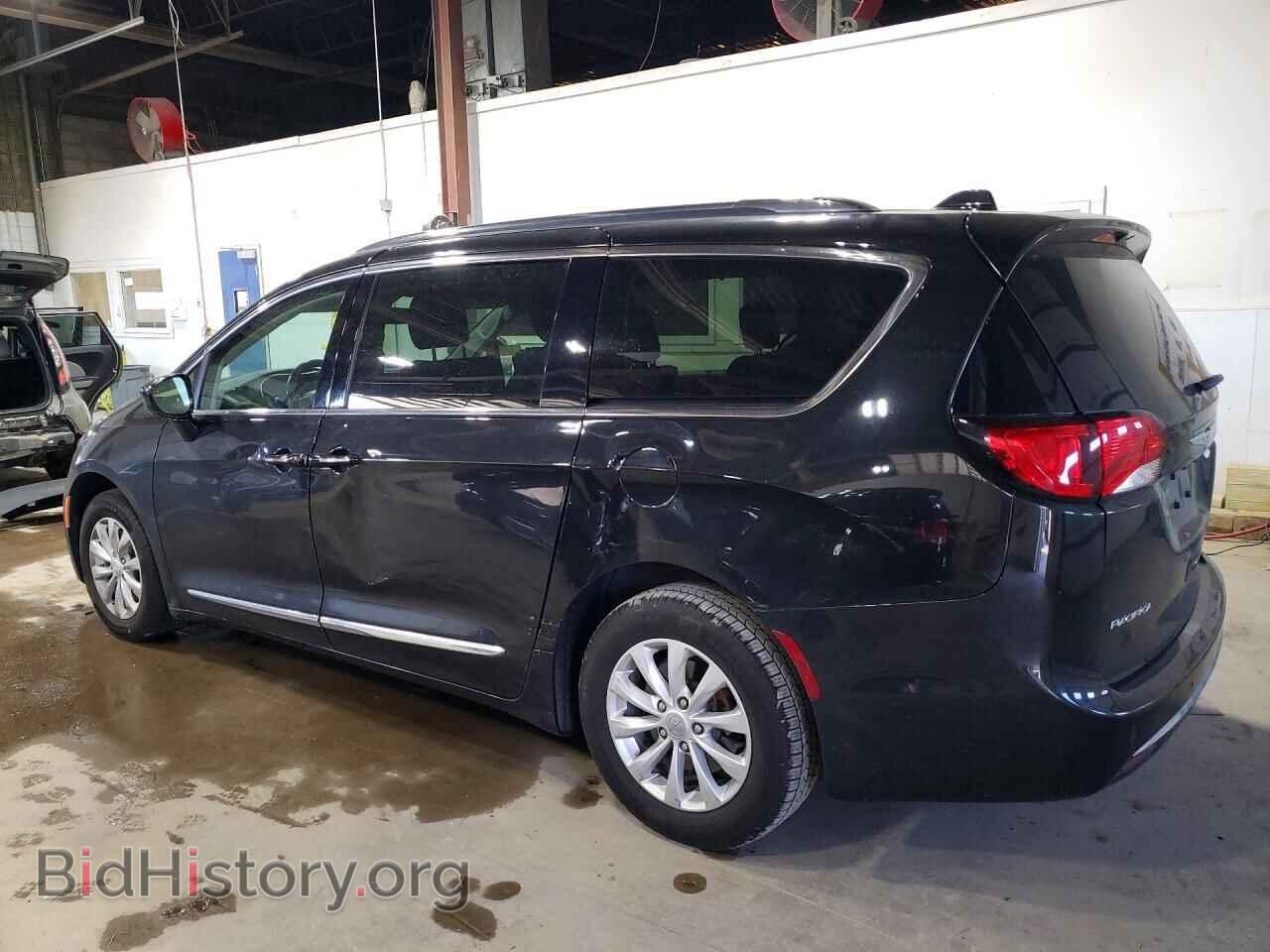 2019 CHRYSLER PACIFICA - VIN: 2C4RC1BGXKR550247 - Photo 2