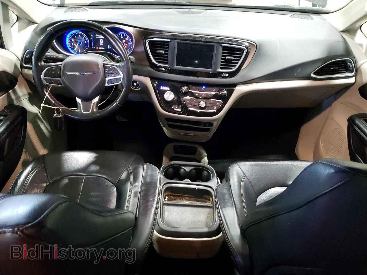 2019 CHRYSLER PACIFICA - VIN: 2C4RC1BGXKR550247 - Photo 8