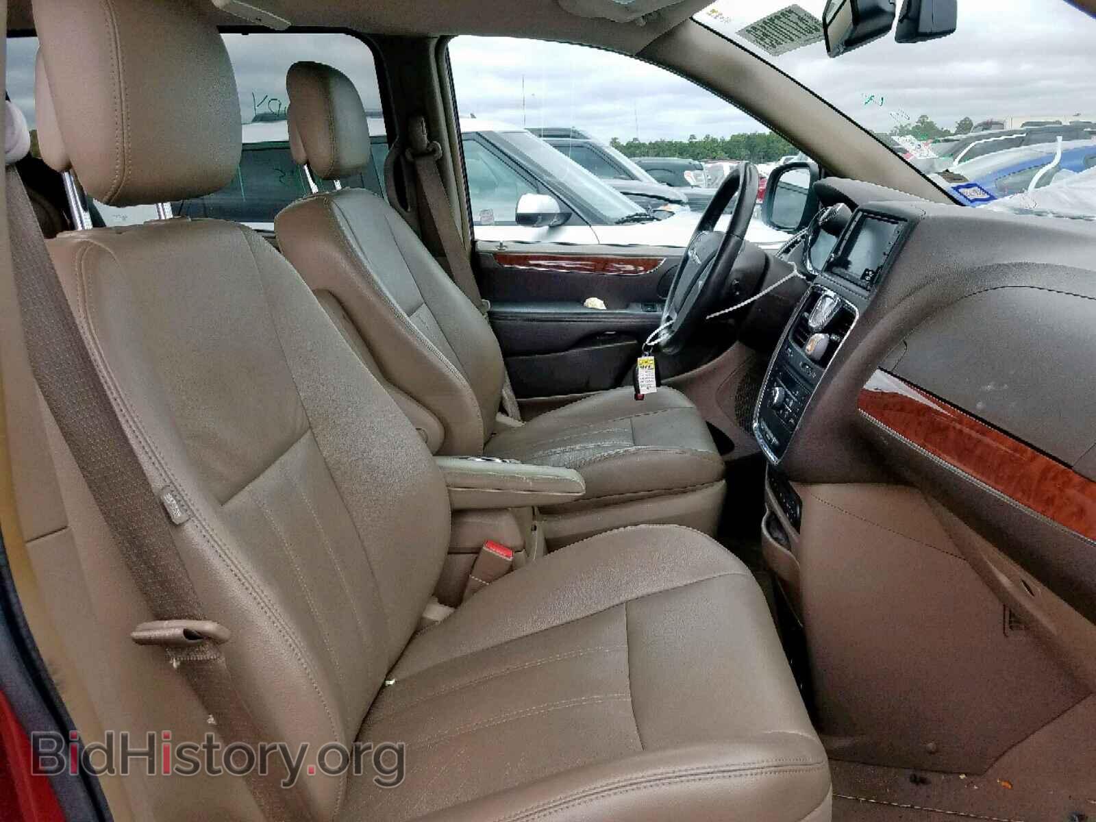 2011 CHRYSLER TOWN & COU - VIN: 2A4RR8DG8BR682244 - Фото 5