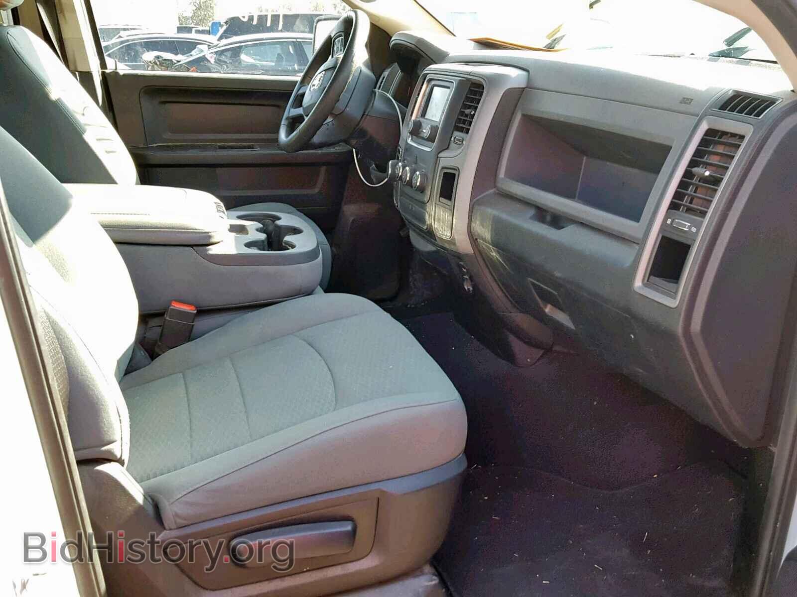 2016 RAM 1500 ST - VIN: 1C6RR6FG3GS338616 - Фото 5