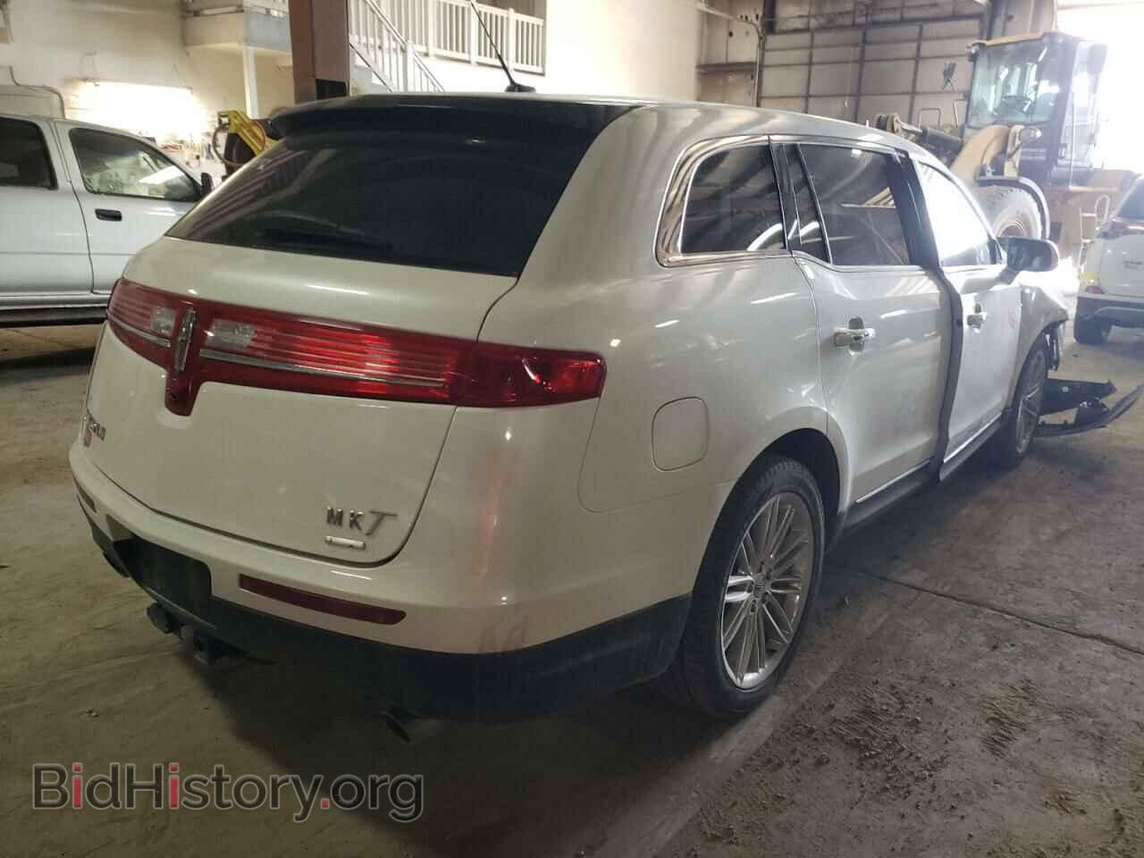 2014 LINCOLN MKT - VIN: 2LMHJ5AT1EBL57263 - Фото 4