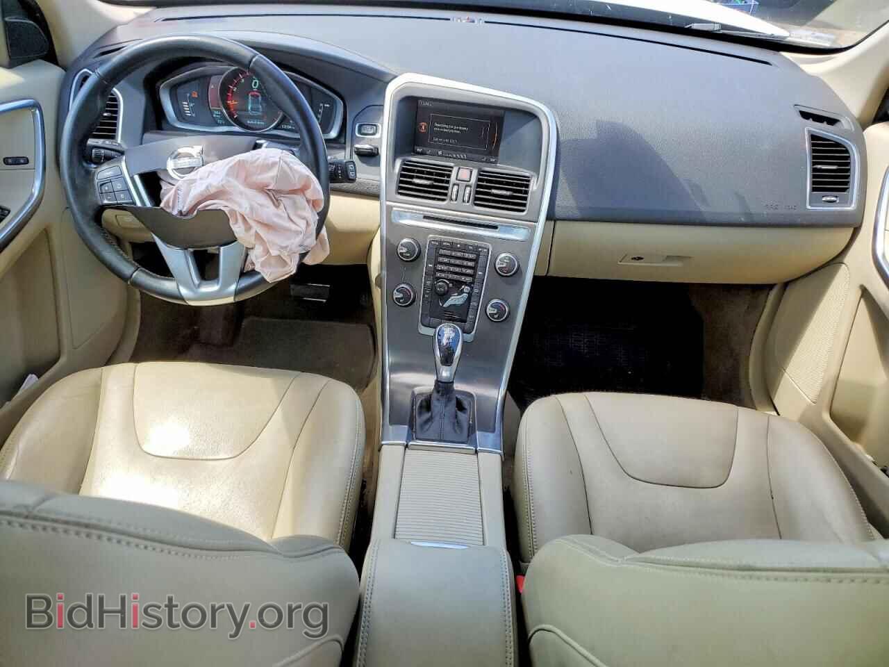 2015 VOLVO XC60 - VIN: YV440MDB1F2594872 - Фото 8