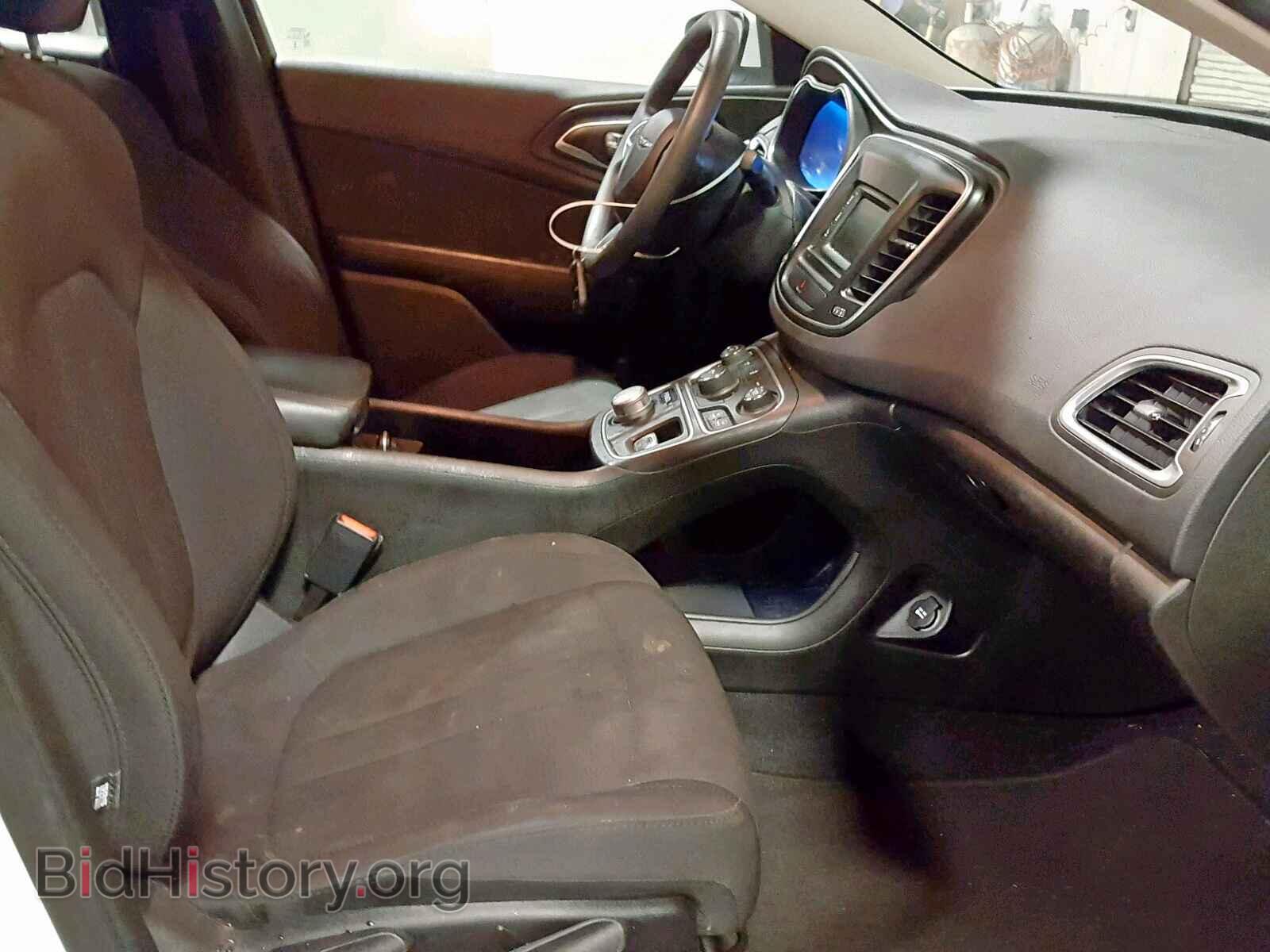 2016 CHRYSLER 200 - VIN: 1C3CCCAB7GN148752 - Photo 5