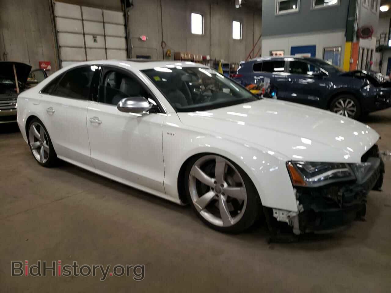 2014 AUDI S8 - VIN: WAUD2AFD5EN005634 - Фото 4