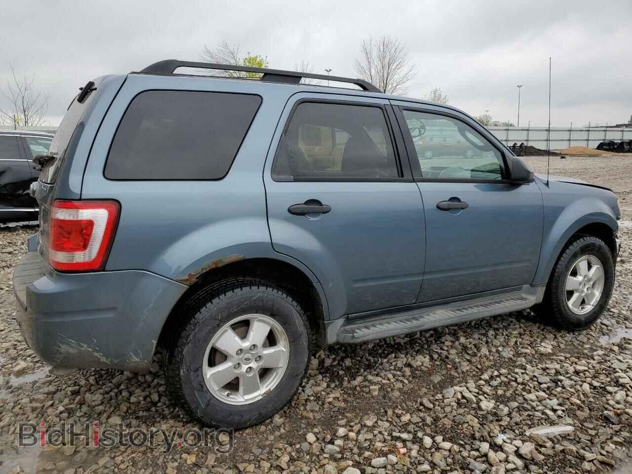 2011 FORD ESCAPE - VIN: 1FMCU0D71BKB10762 - Фото 3