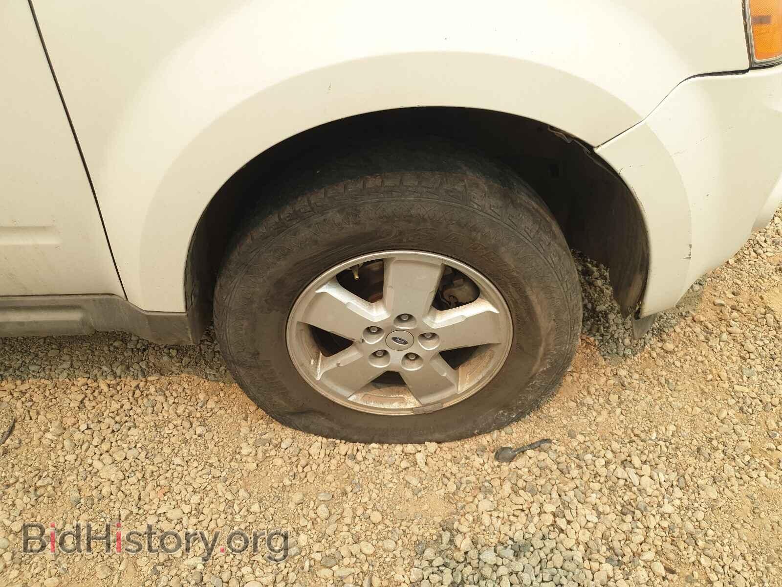 2009 FORD ESCAPE - VIN: 1FMCU93GX9KB96251 - Фото 9