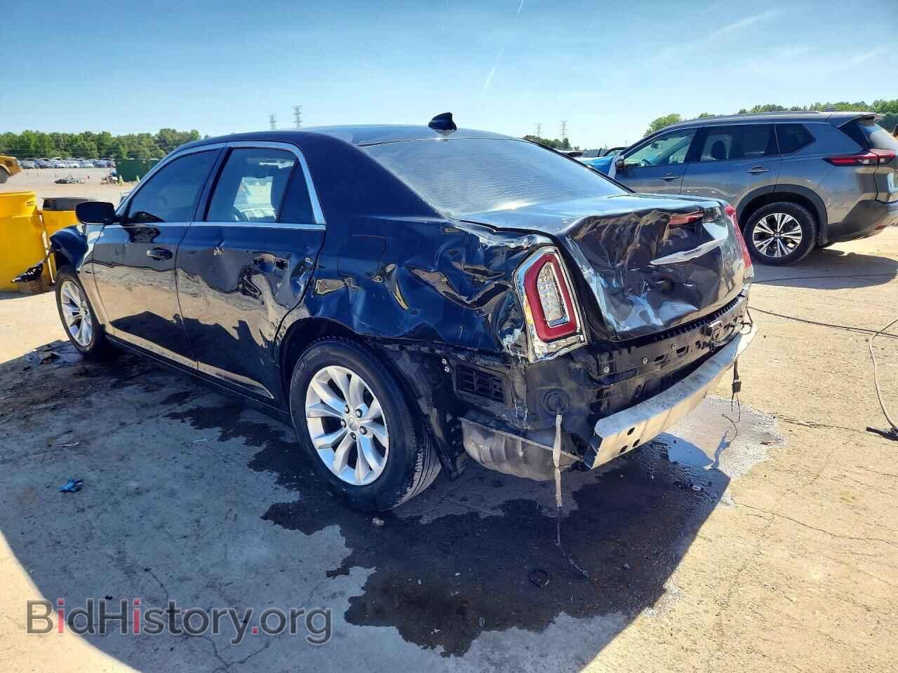 2015 CHRYSLER 300 - VIN: 2C3CCAAG3FH930294 - Фото 2