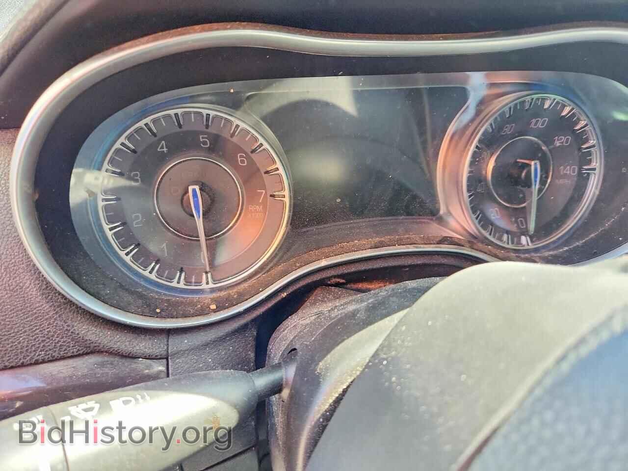 2015 CHRYSLER 300 - VIN: 2C3CCAAG3FH930294 - Фото 9