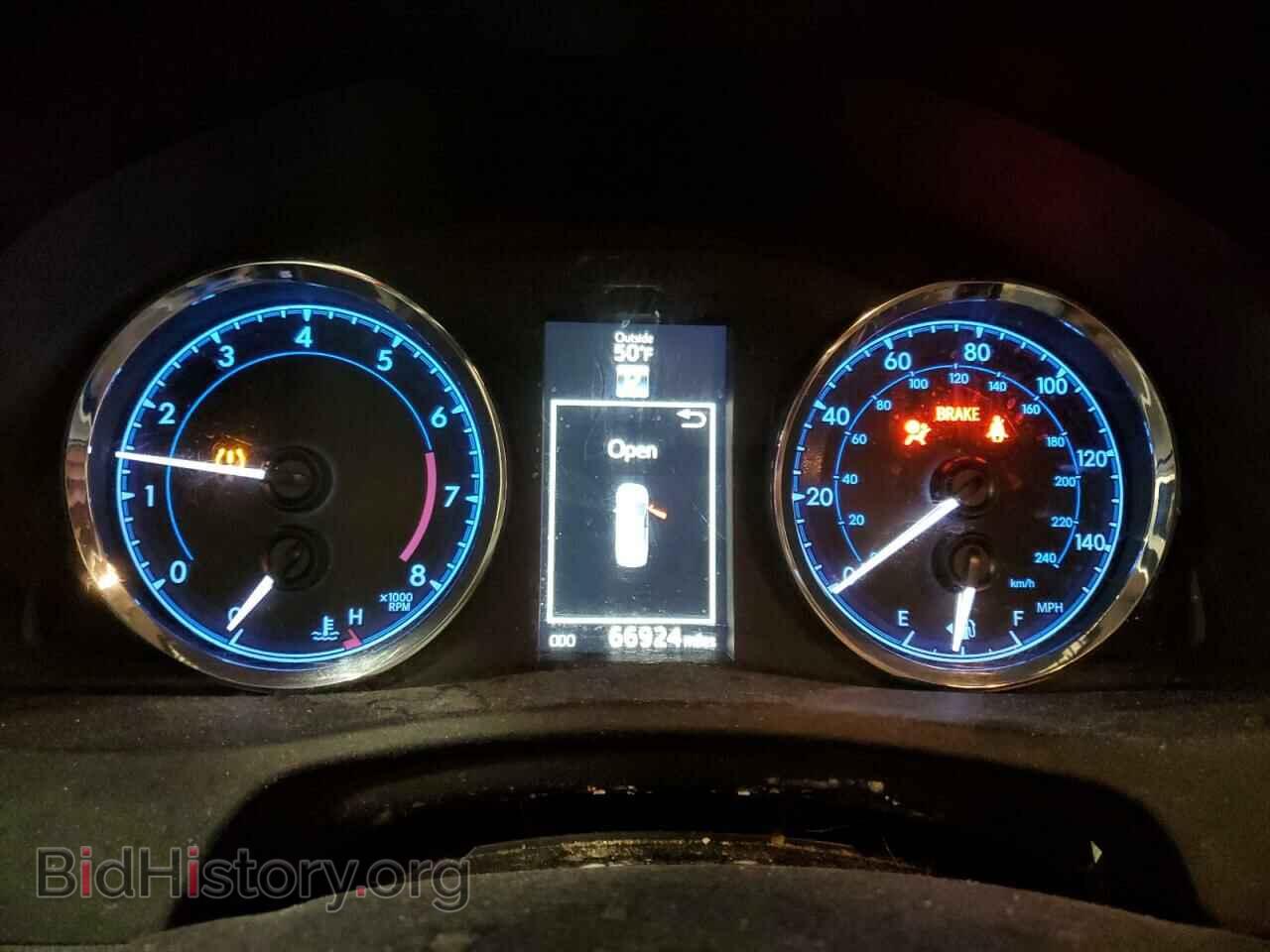 2017 TOYOTA COROLLA - VIN: 2T1BURHE2HC762166 - Фото 9