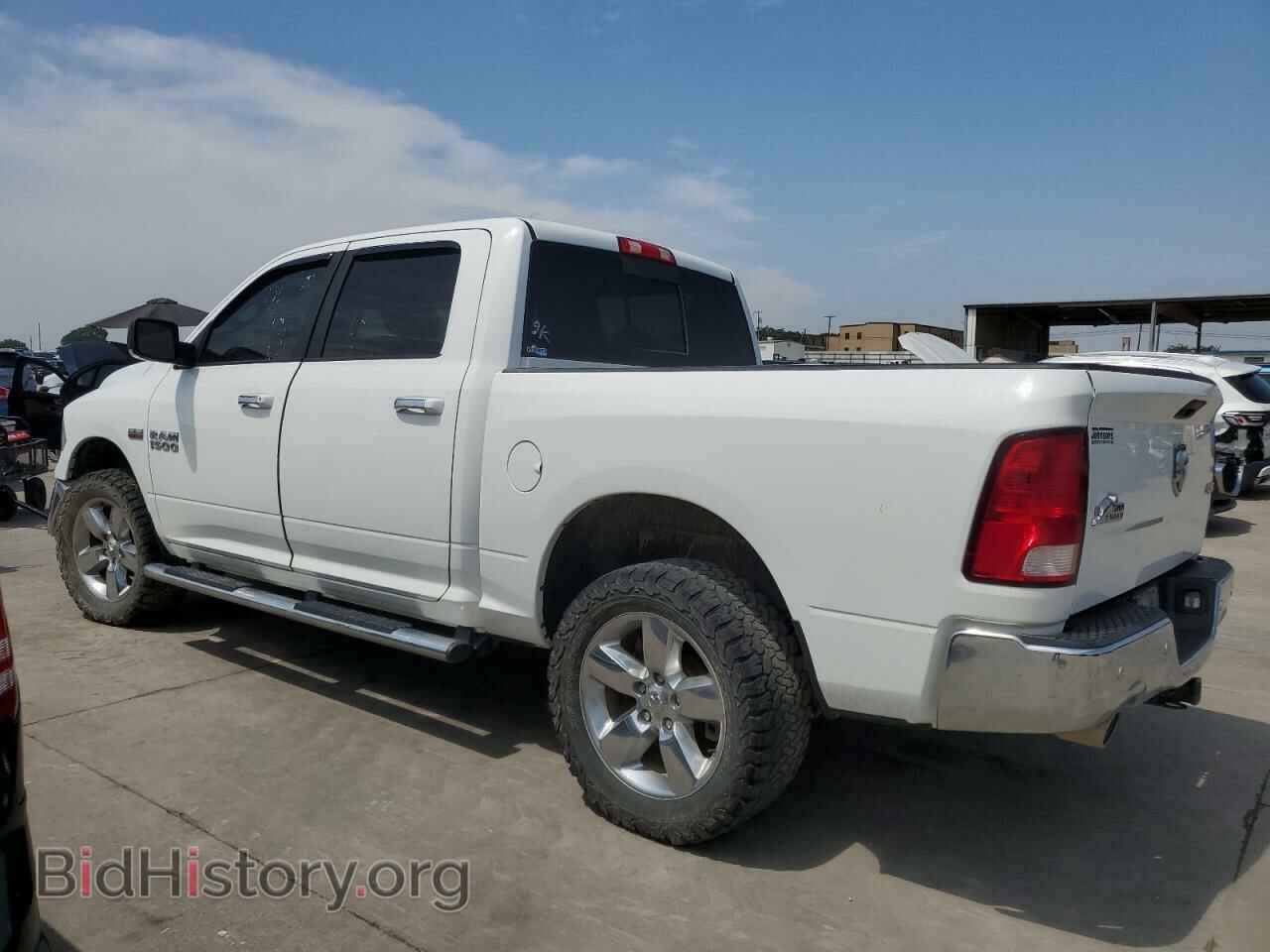 2018 RAM 1500 - VIN: 3C6RR7LT1JG163417 - Фото 2