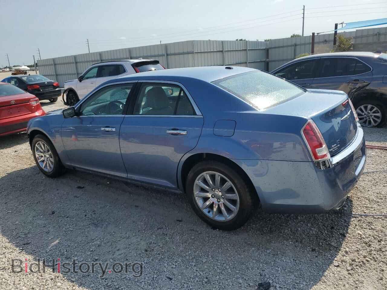 2011 CHRYSLER 300 - VIN: 2C3CA5CG9BH583168 - Фото 2