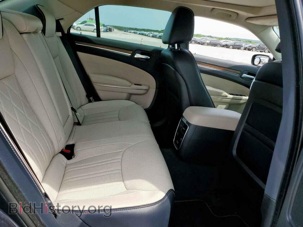 2017 CHRYSLER 300 - VIN: 2C3CCAPG9HH506354 - Фото 10