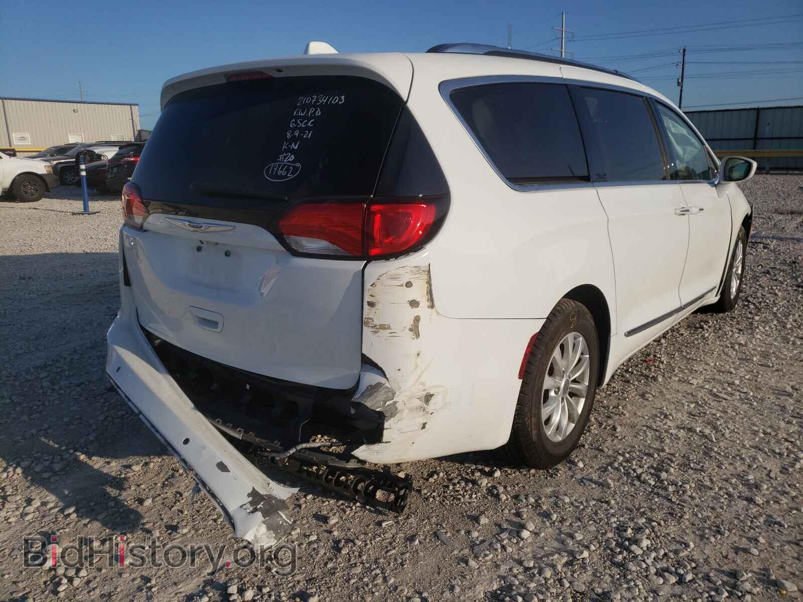 2019 CHRYSLER PACIFICA - VIN: 2C4RC1BG9KR560896 - Фото 4