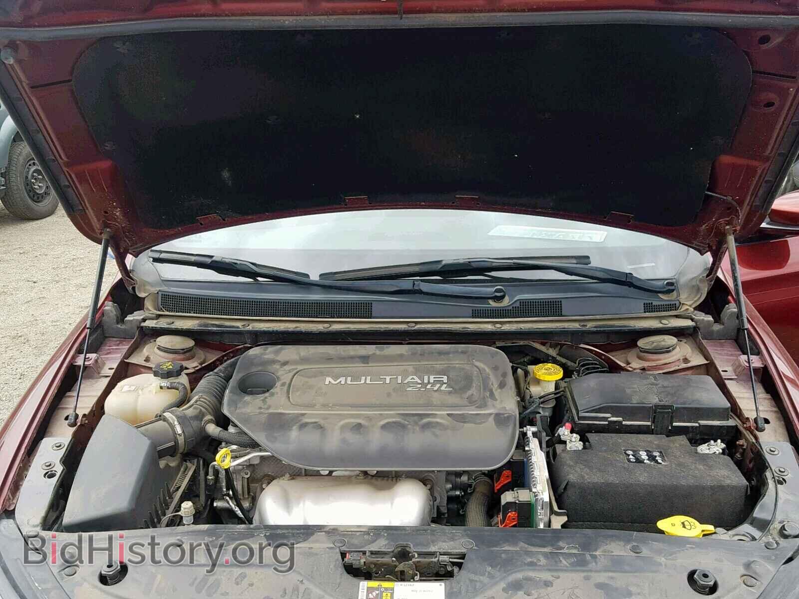 2016 CHRYSLER 200 - VIN: 1C3CCCBB5GN100343 - Фото 7