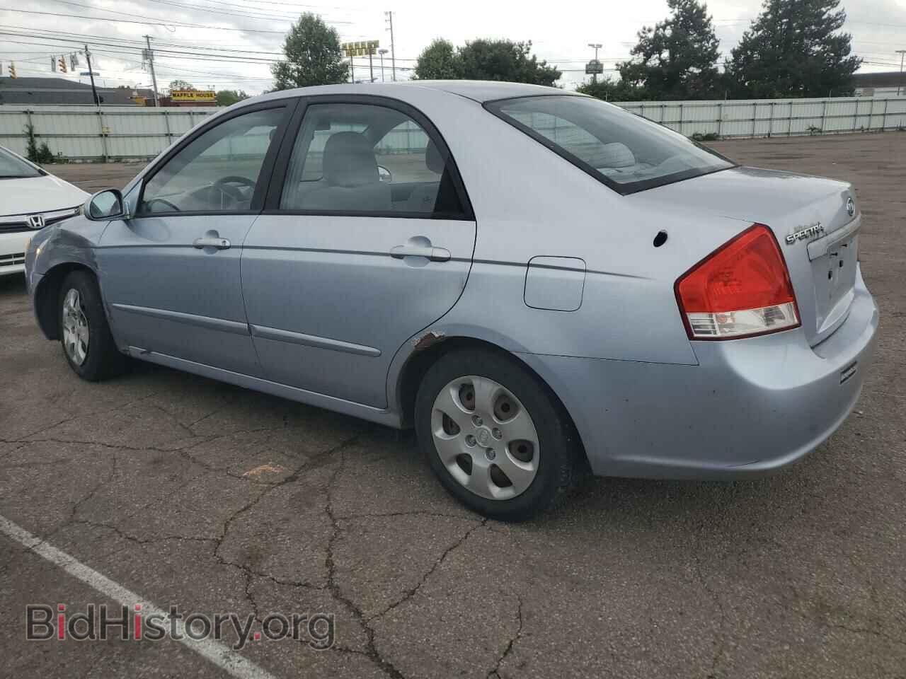 2007 KIA SPECTRA - VIN: KNAFE121X75397329 - Фото 2
