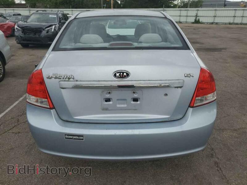 2007 Kia SPECTRA (VIN KNAFE121X75397329) — фото 6 из 12